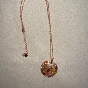 Rose gold pendant necklace